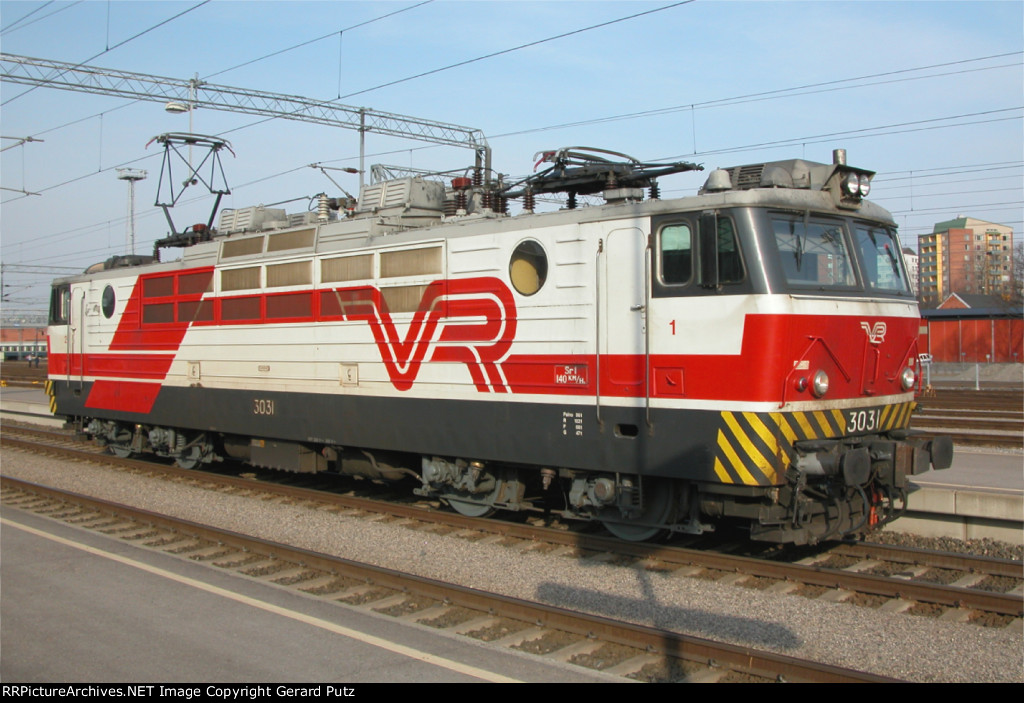 VR Sr1 #3031 on Track #6